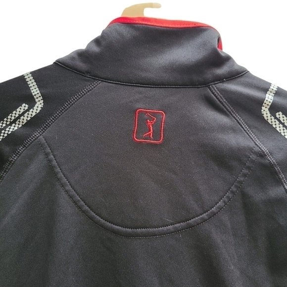 PGA Tour Light-weight Fleece Pullover, Size Medium - Picture 5 of 9
